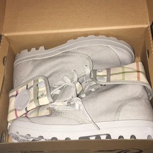 Palladium boots-brand new